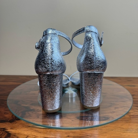 Bandolino Armory Sandal in silver - Picture 9 of 14